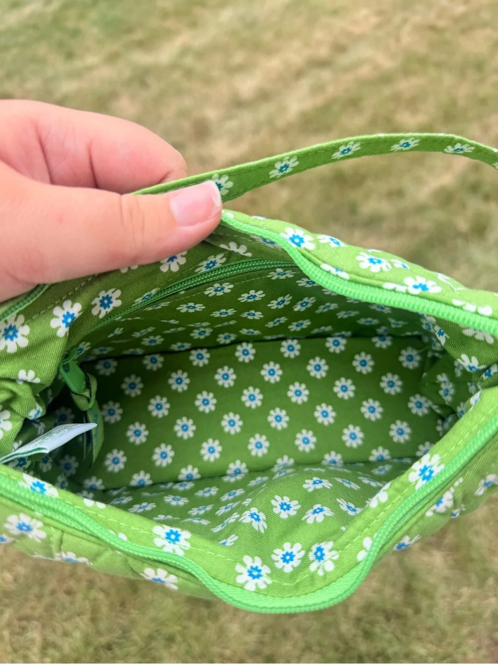 NWOT Rare Vera Bradley Green Apple Molly Bag
